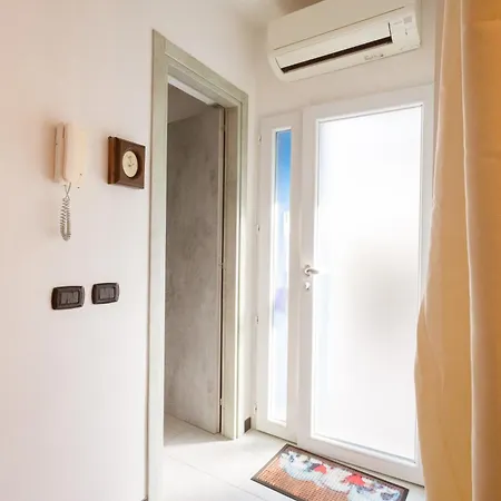 Le Tre Vele Apartment *