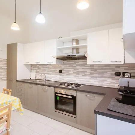 Le Tre Vele Apartment *